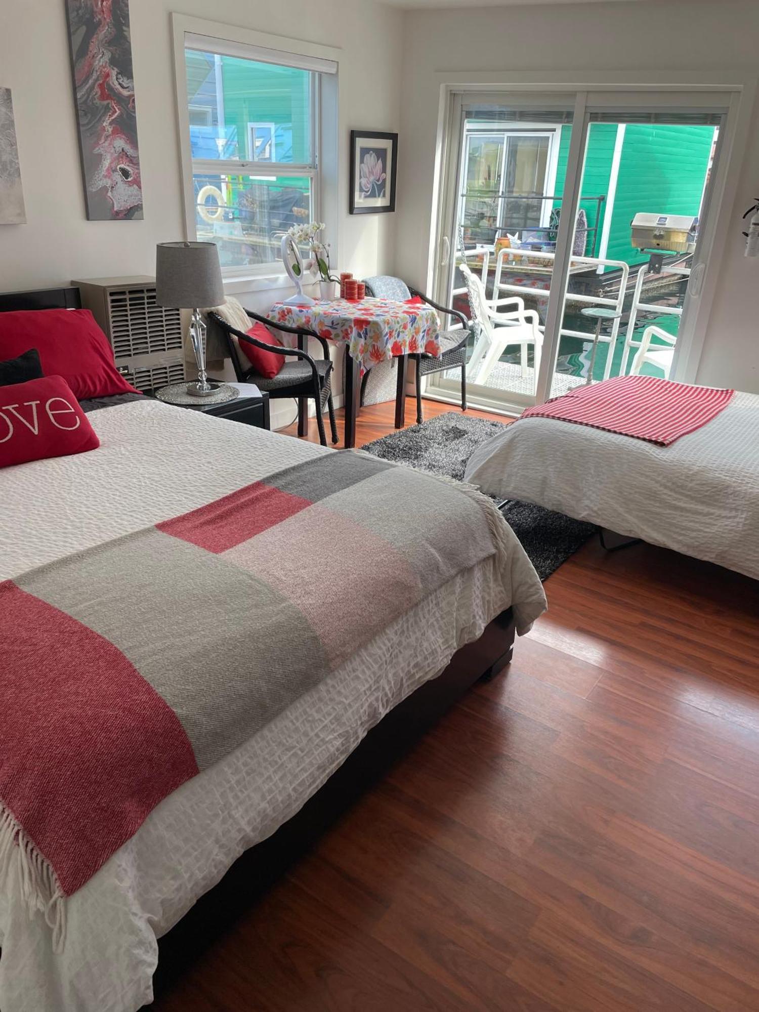 A Float Home B&B In Fisherman'S Wharf 維多利亞 外观 照片