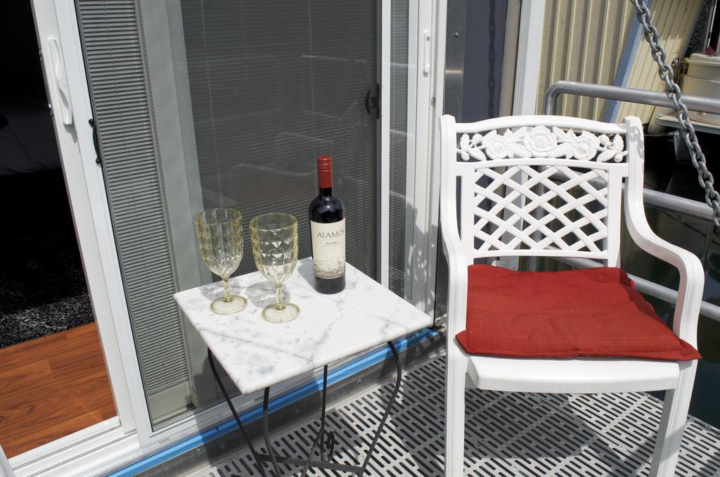 A Float Home B&B In Fisherman'S Wharf 維多利亞 外观 照片